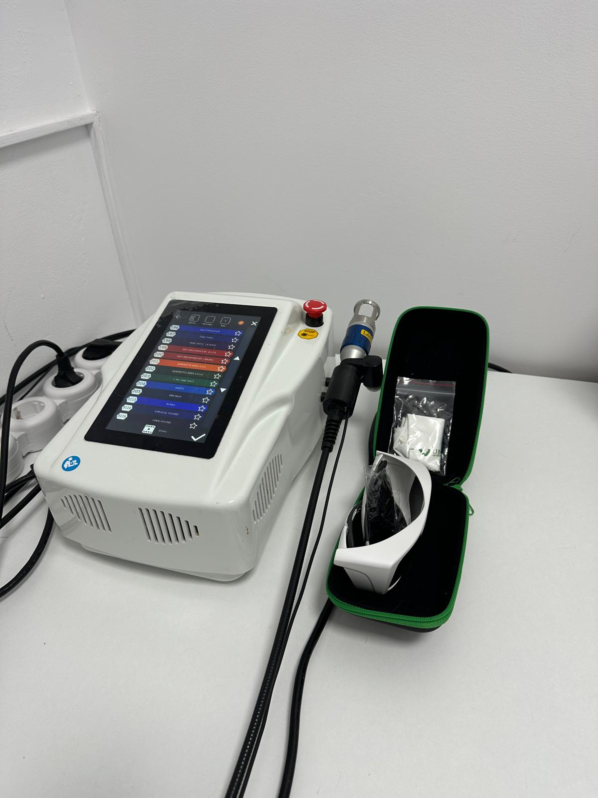 Aparat Fisioline de laser terapie la Năsucul Vesel